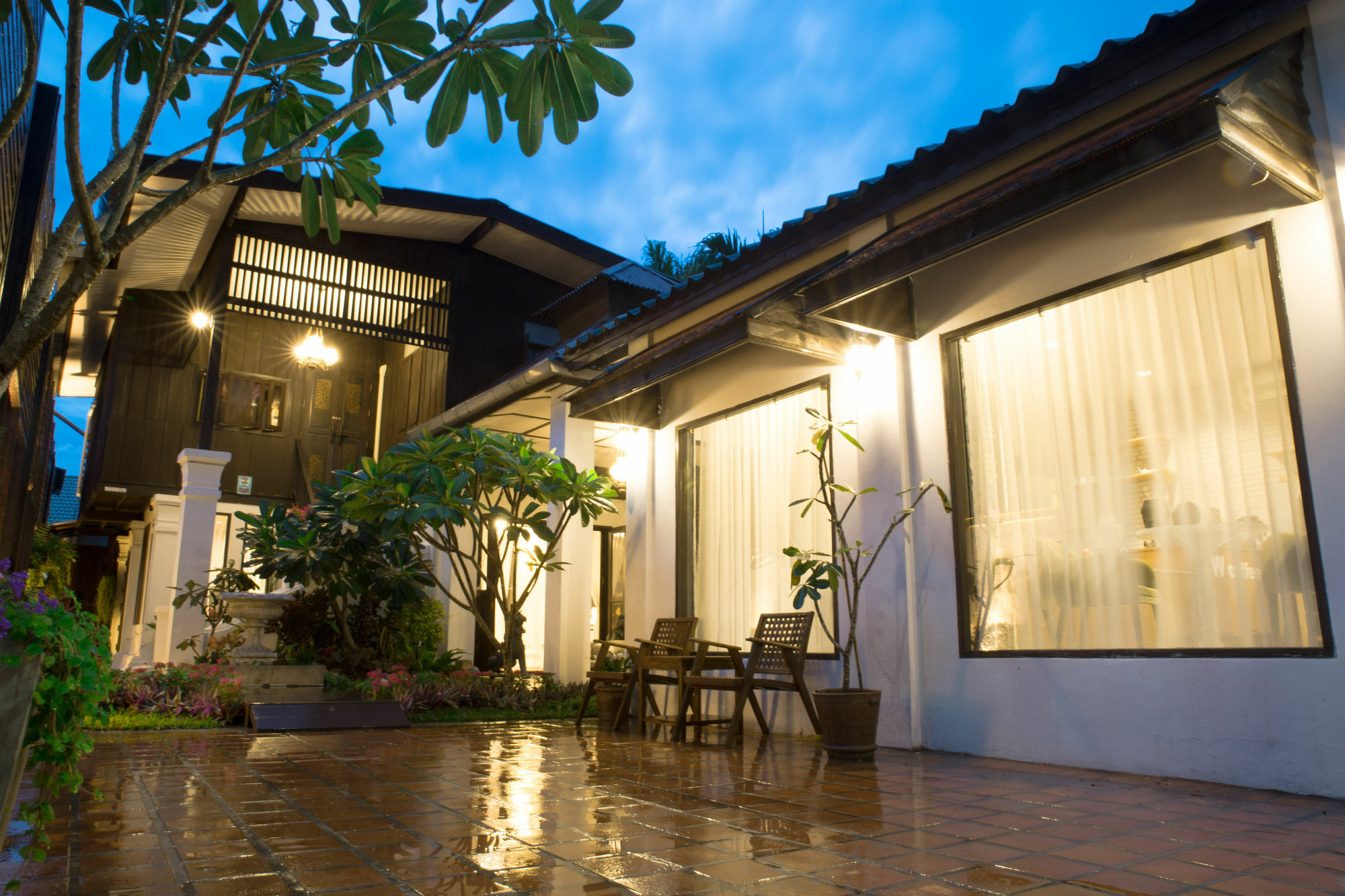 Rachamankha Thai Villa Chiang Mai Exteriör bild