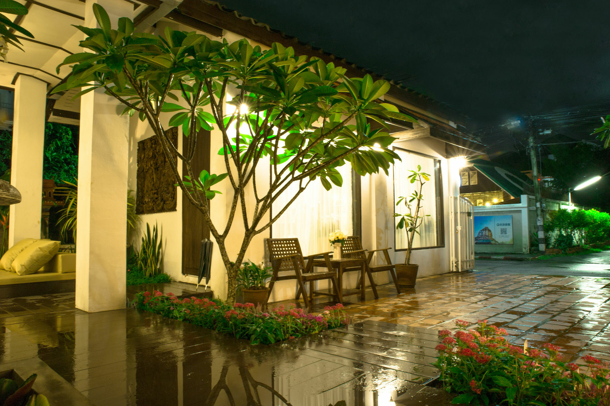 Rachamankha Thai Villa Chiang Mai Exteriör bild